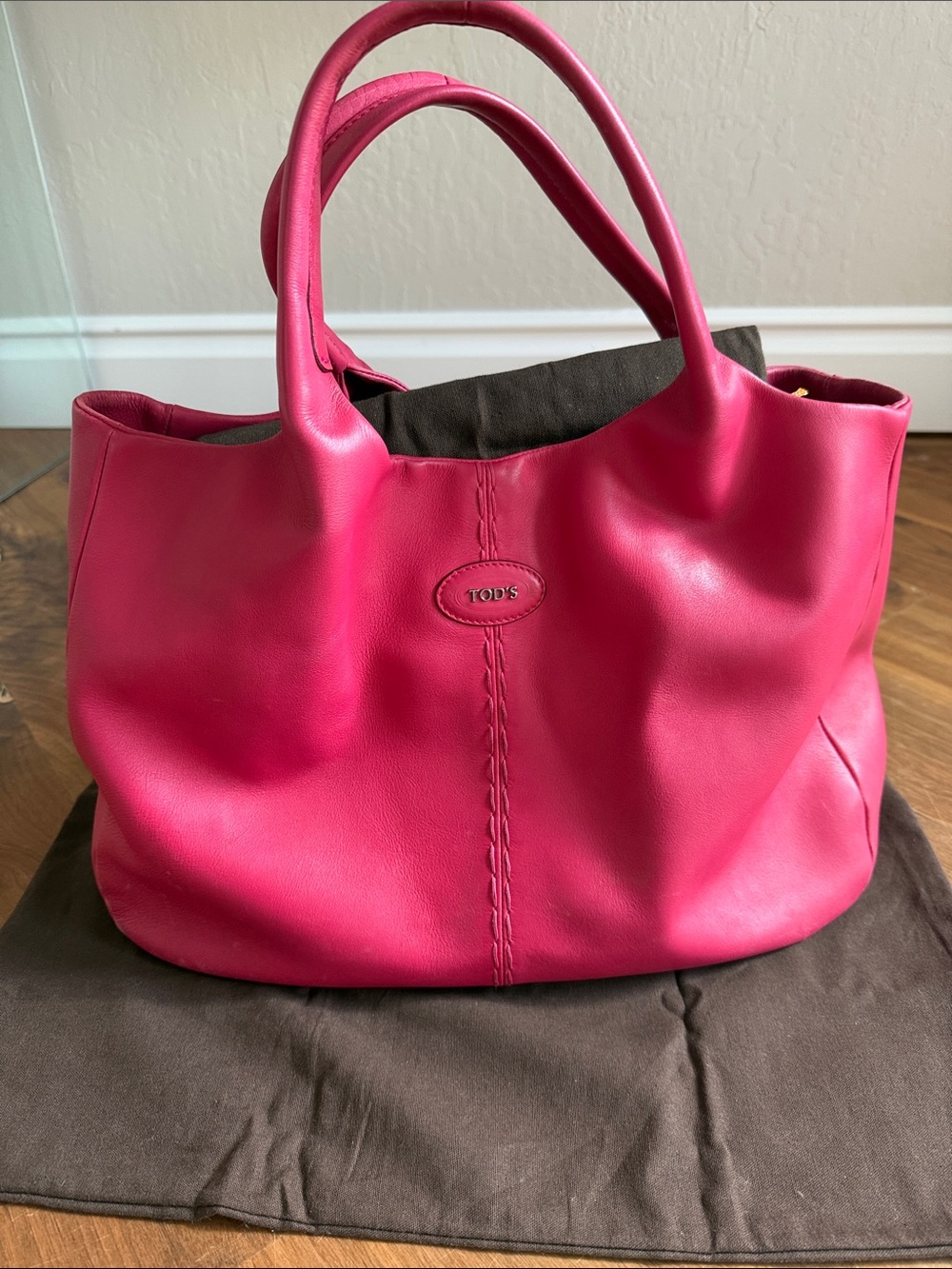 Tod's Fuchsia Leather Top-Handle Tote